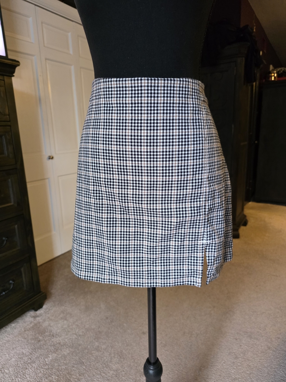 Hollister Ultra High-Rise Plaid Mini Skirt Medium Brown Black Houndstooth Preppy